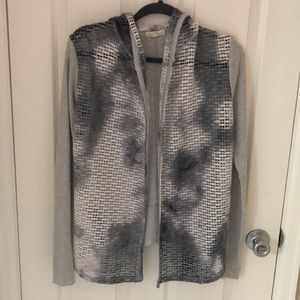 Hem and Thread adorable cardigan sz M